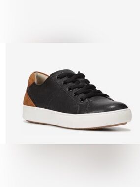 Naturalizer Women Black Leather Sneakers with Tan Heel Accent